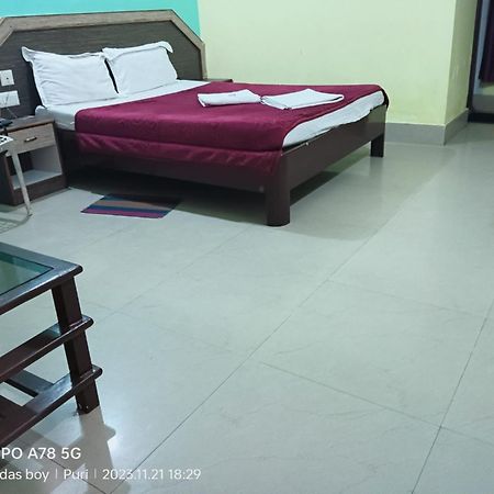Hotel D2 Holiday Inn -Near Niladri Sea Beach - Puri - Official Verified Exteriér fotografie